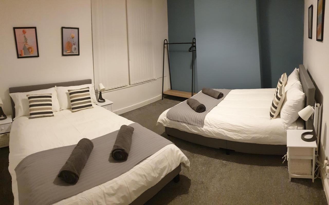 4 Bedrooms, Sleeps 10, Near Lfc & Efc リヴァプール エクステリア 写真